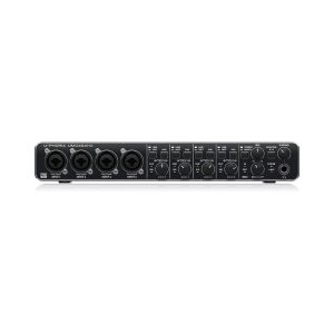 Behringer UMC 404HD